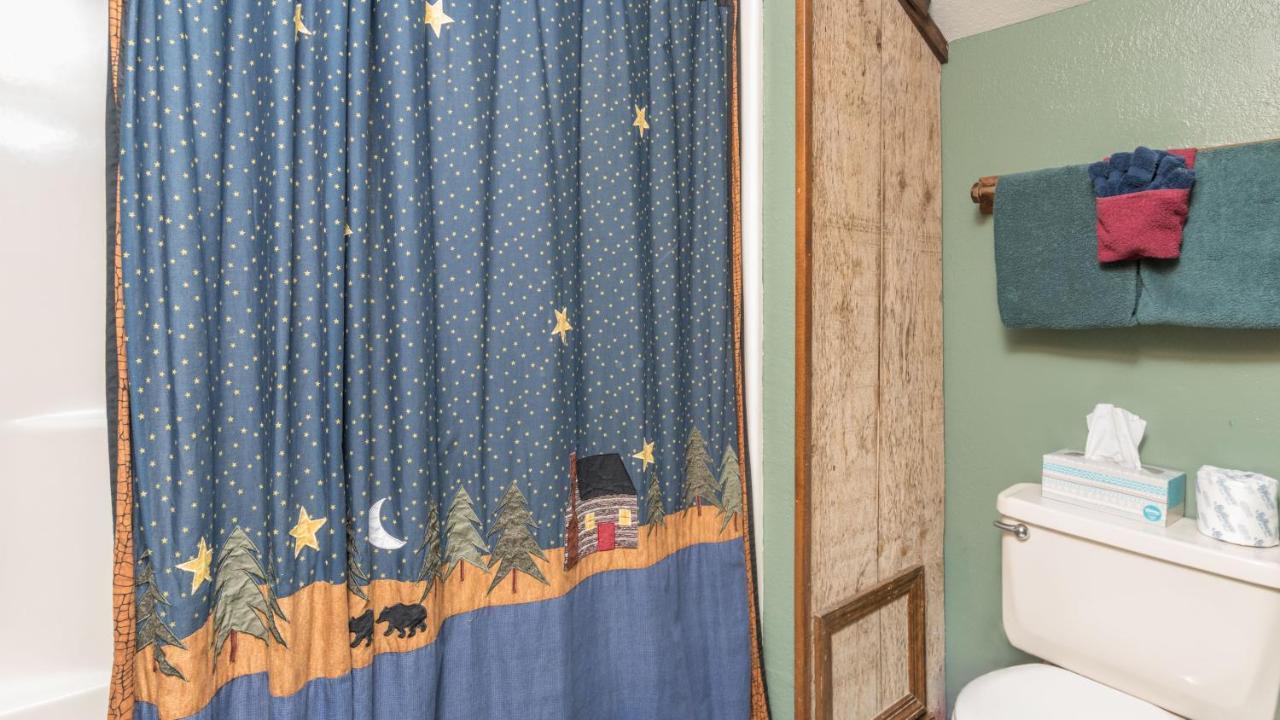 Whispering Pine Cabins Руідозо Екстер'єр фото
