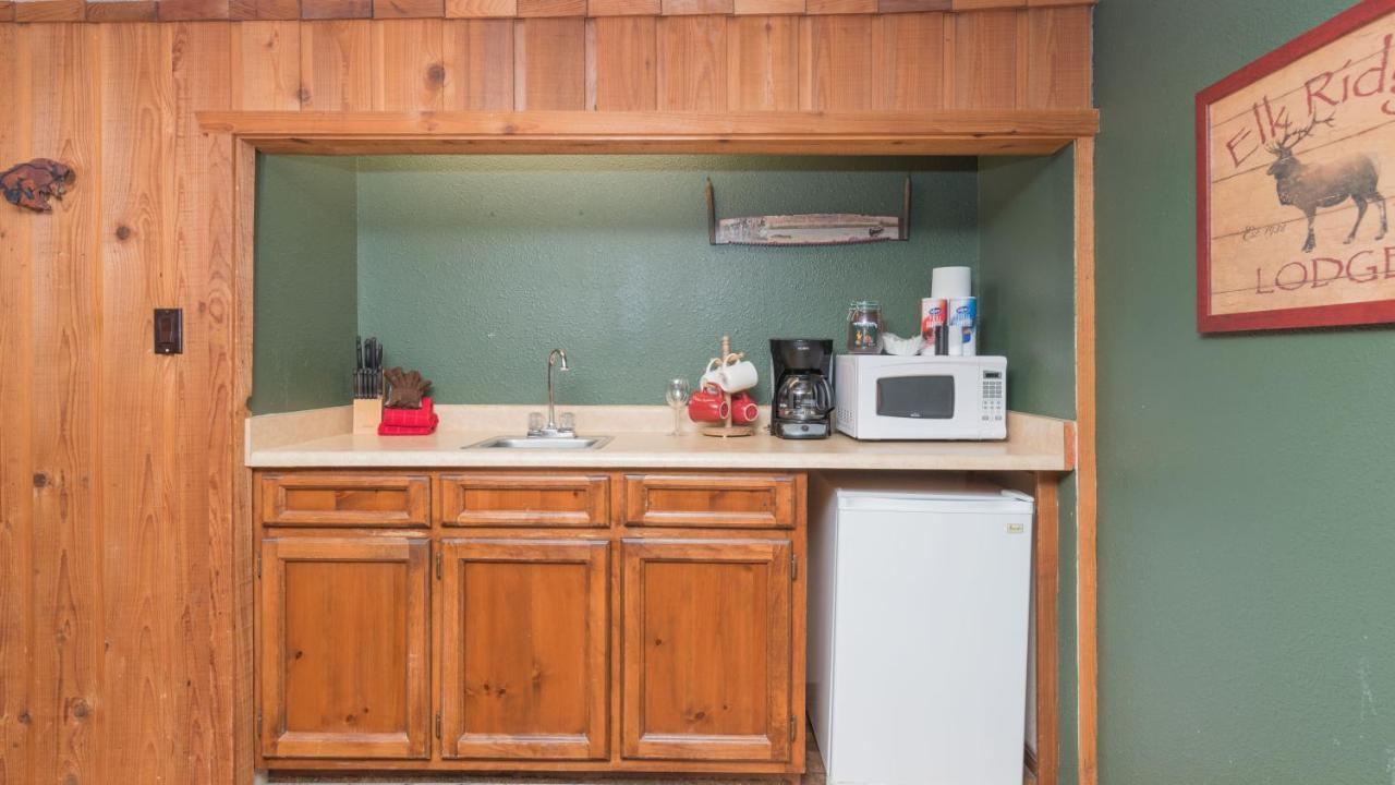 Whispering Pine Cabins Руідозо Екстер'єр фото